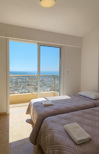 Image No.5-6 Bed Villa for sale