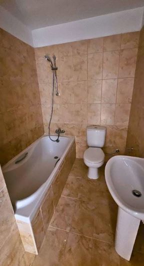 Image No.6-6 Bed Villa for sale