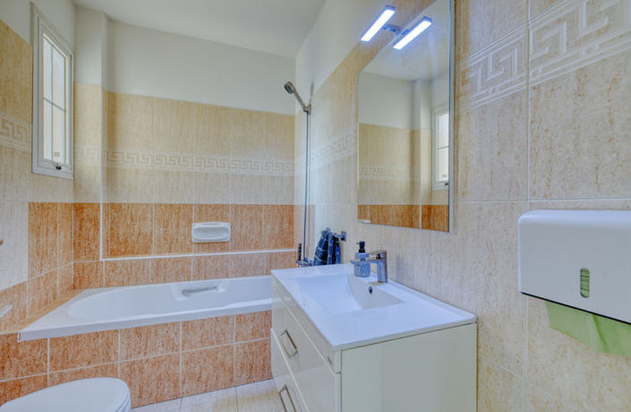 Image No.17-3 Bed Apartment for sale