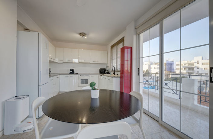 Image No.8-3 Bed Apartment for sale