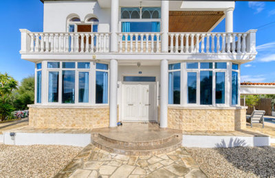 entrance-to-property