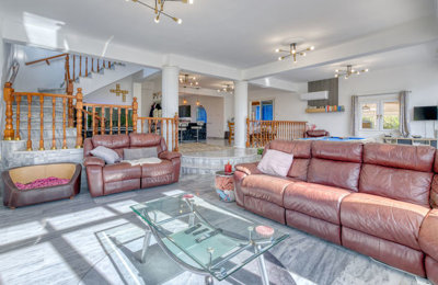 lounge-kitchen-dining-1