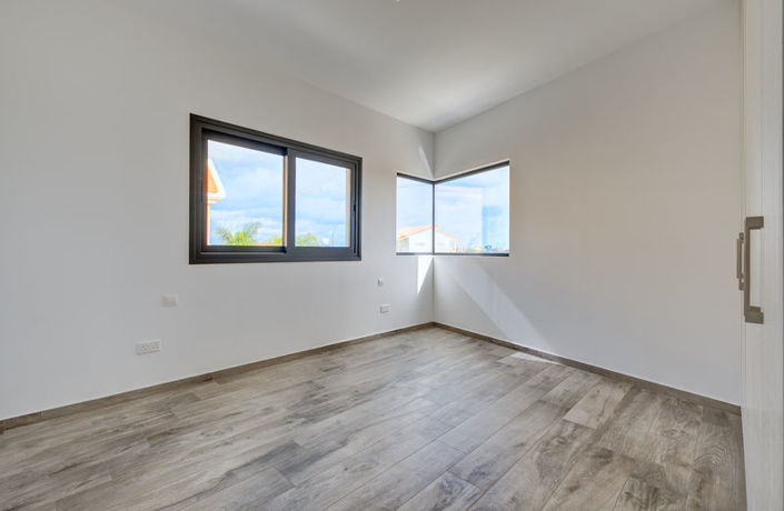 Image No.9-4 Bed Villa for sale