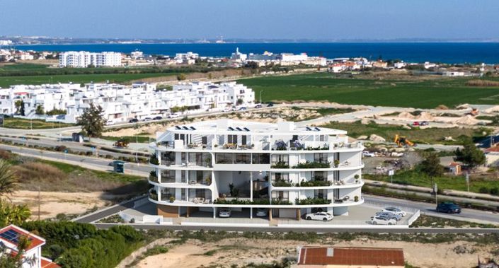 Image No.12-2 Bed Apartment for sale