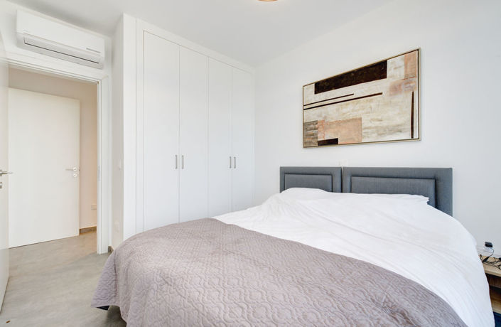 Image No.10-2 Bed Apartment for sale