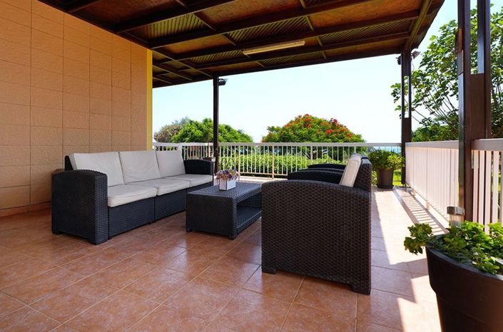 Image No.18-3 Bed Villa for sale