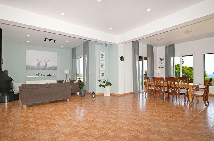 Image No.4-3 Bed Villa for sale