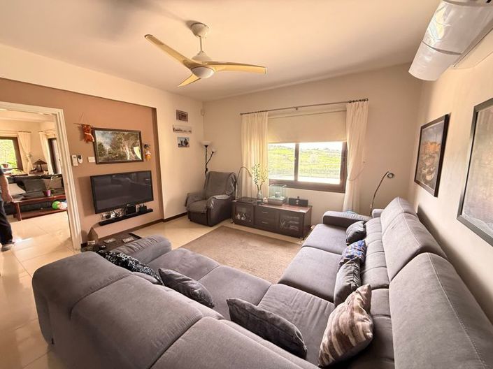 Image No.13-4 Bed Villa for sale