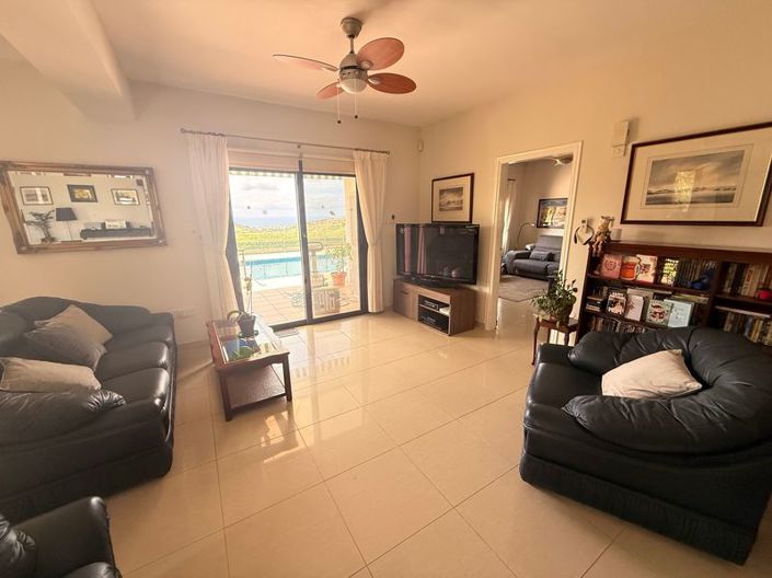 Image No.6-4 Bed Villa for sale