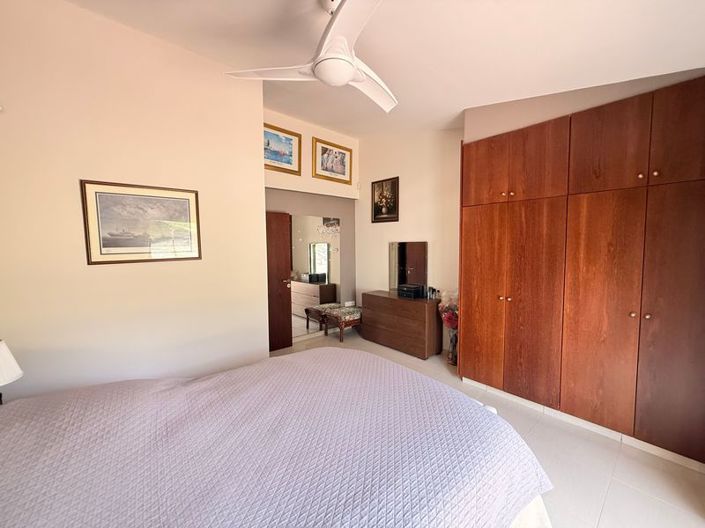 Image No.9-4 Bed Villa for sale