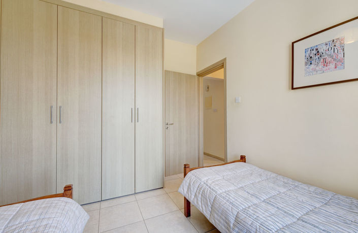 Image No.10-2 Bed Apartment for sale