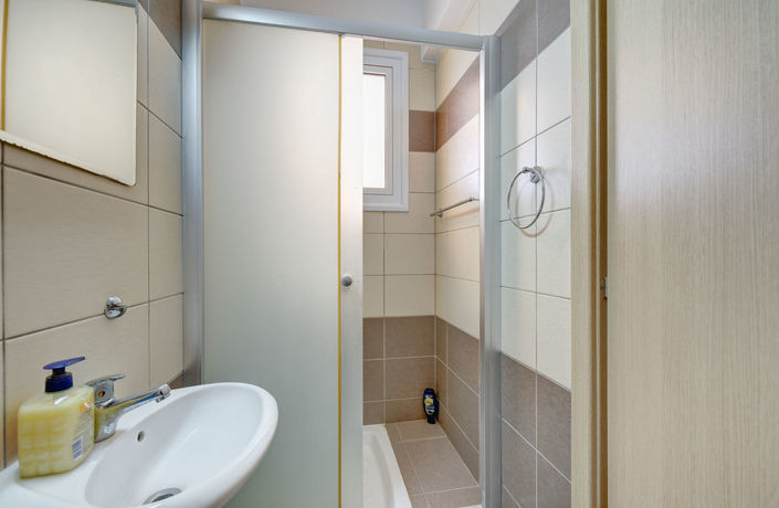 Image No.13-2 Bed Apartment for sale