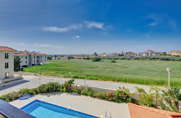 Image No.15-2 Bed Apartment for sale