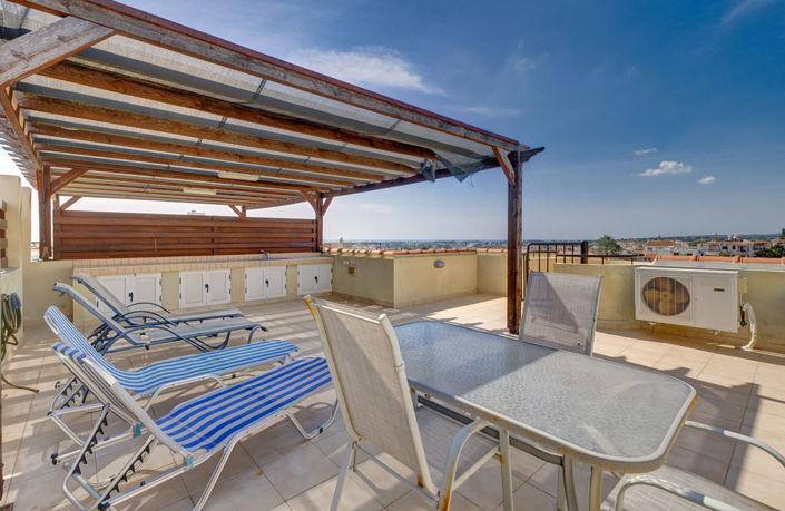 Image No.16-2 Bed Apartment for sale