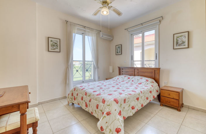 Image No.8-2 Bed Apartment for sale