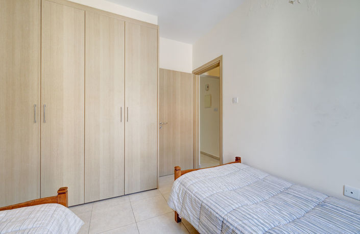 Image No.9-2 Bed Apartment for sale