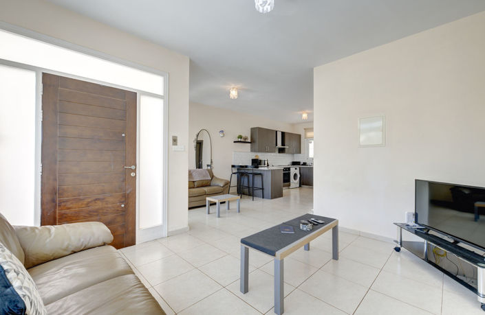 Image No.3-2 Bed Villa for sale