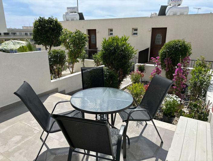 Image No.11-2 Bed Villa for sale