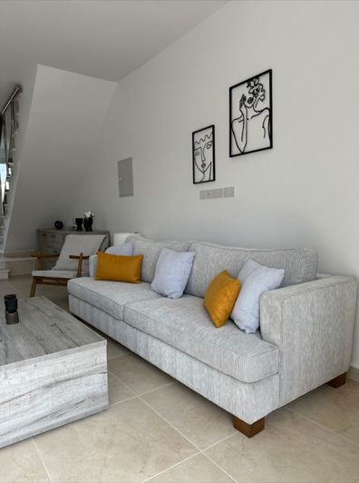 Image No.8-2 Bed Villa for sale