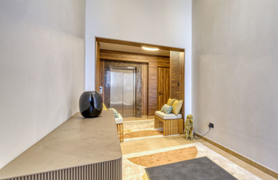 ground-floor-entrance-