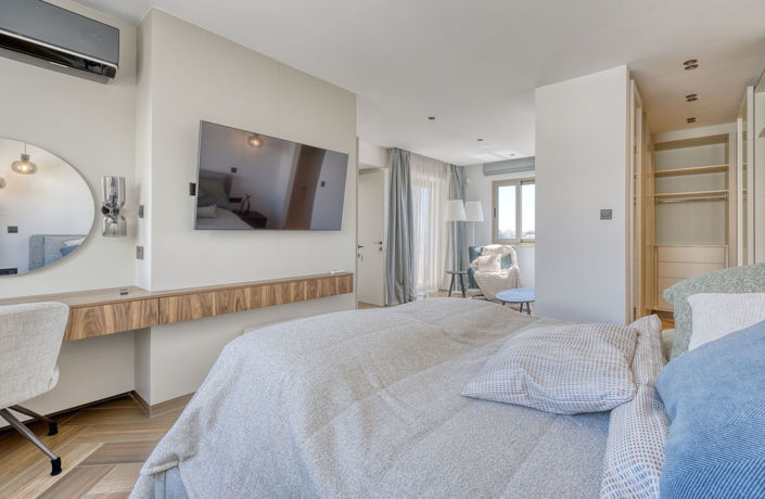 Image No.32-2 Bed Apartment for sale