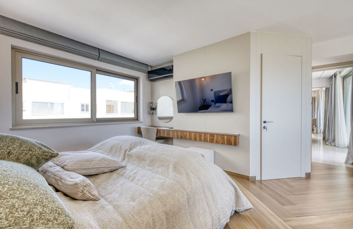 Image No.33-2 Bed Apartment for sale