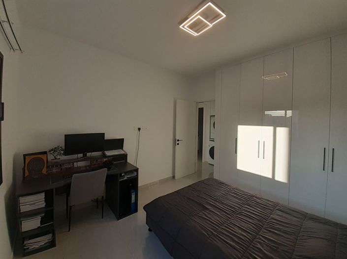 Image No.20-3 Bed Bungalow for sale