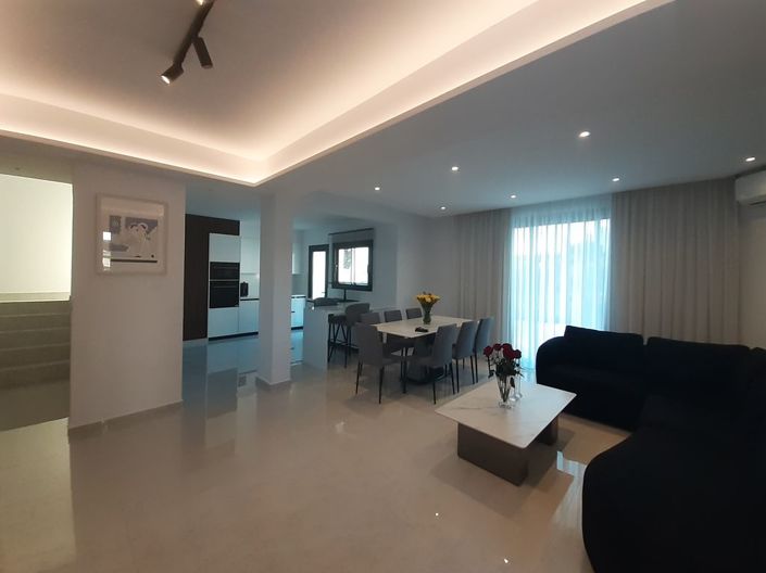 Image No.8-3 Bed Bungalow for sale