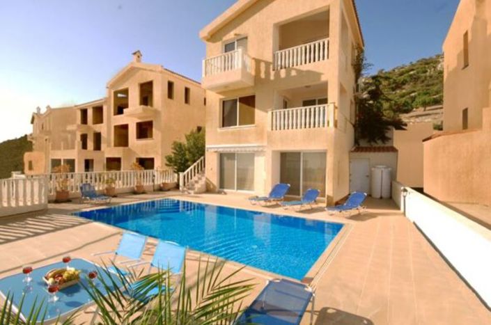 Image No.8-5 Bed Villa for sale