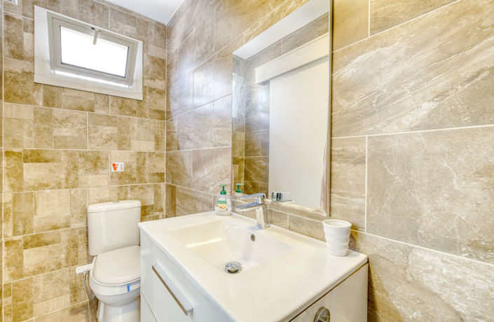 Image No.17-3 Bed Villa for sale