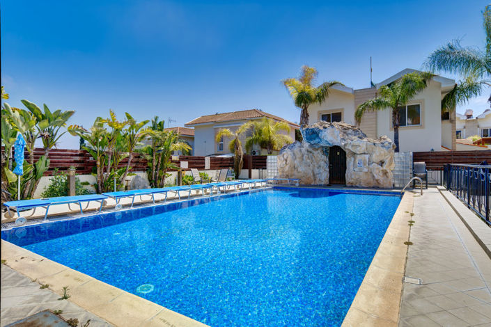 Image No.20-4 Bed Villa for sale