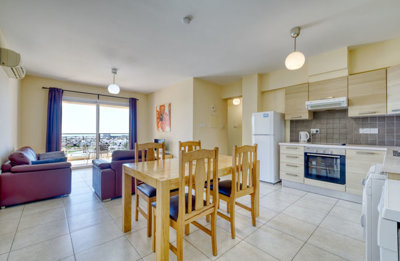 kitchen-lounge-dining-2