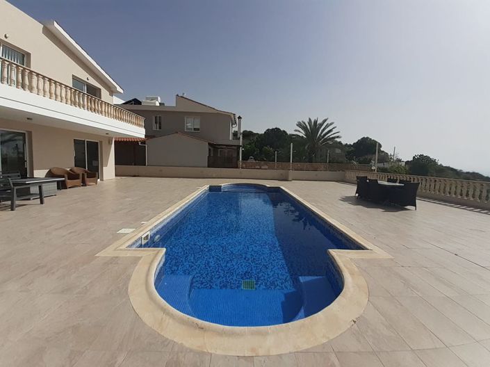 Image No.3-4 Bed Villa for sale