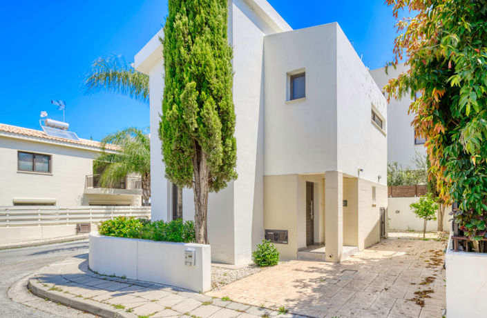 Image No.16-2 Bed Villa for sale