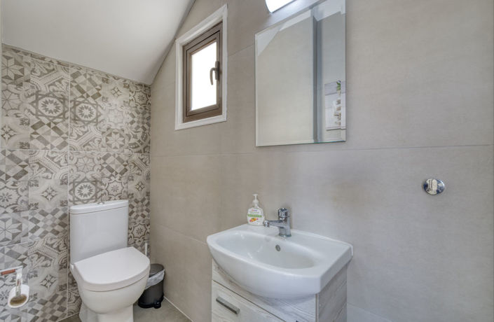 Image No.6-2 Bed Villa for sale