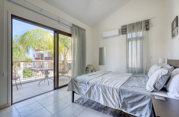Image No.9-2 Bed Villa for sale