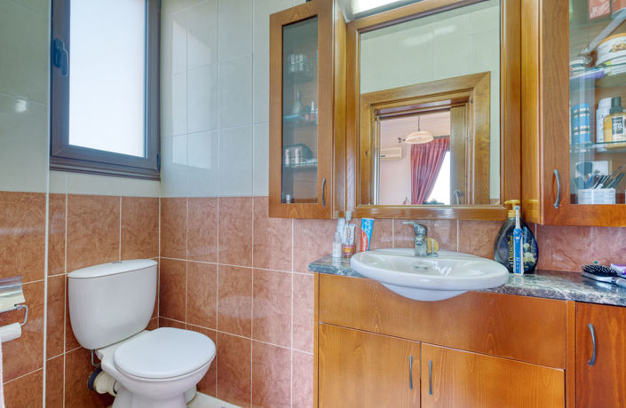 Image No.25-5 Bed Villa for sale