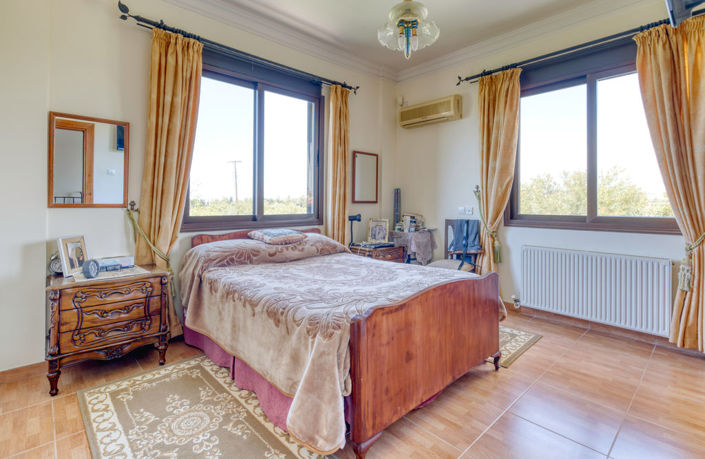 Image No.27-5 Bed Villa for sale
