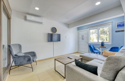 apartment-1-lounge-dining