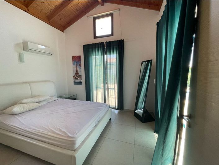Image No.12-2 Bed Bungalow for sale