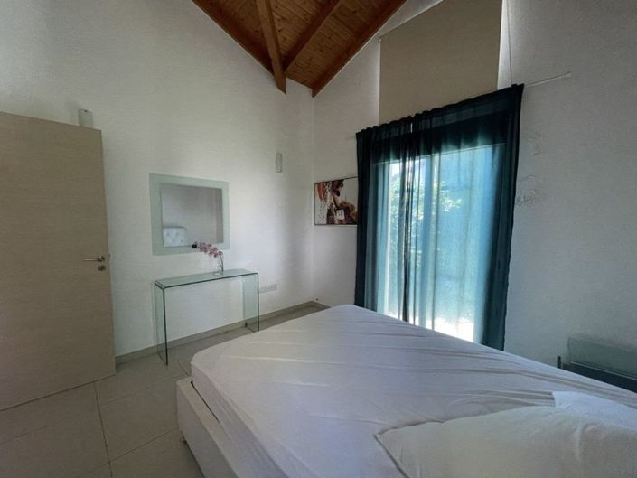 Image No.17-2 Bed Bungalow for sale