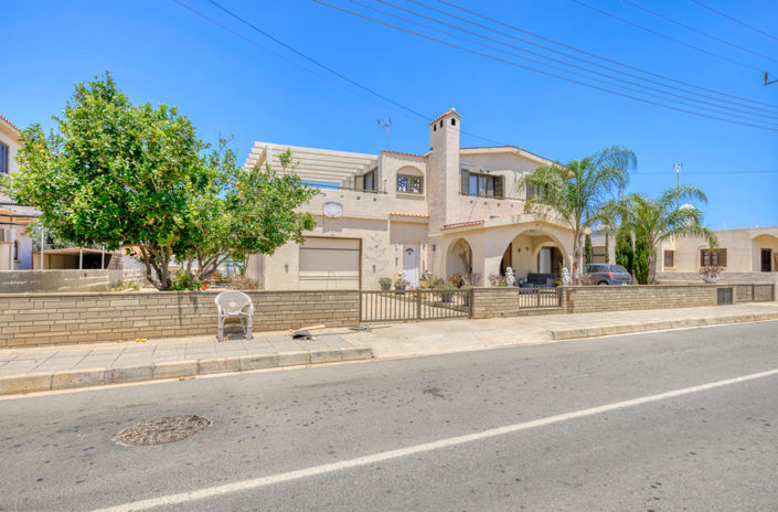 Image No.3-3 Bed Villa for sale