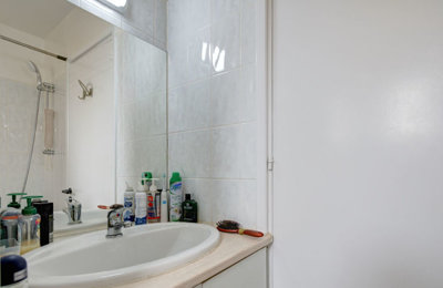 family-bathroom-1
