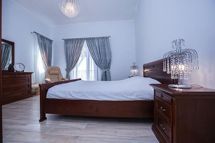 Image No.10-4 Bed Villa for sale