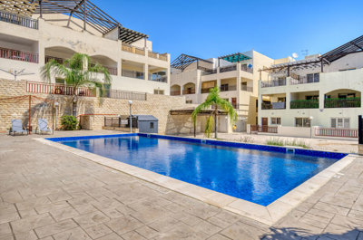 communal-pool