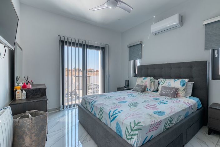 Image No.6-4 Bed Villa for sale