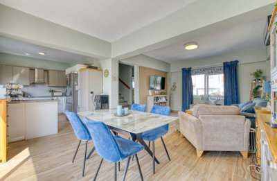 kitchen-lounge-dining-2