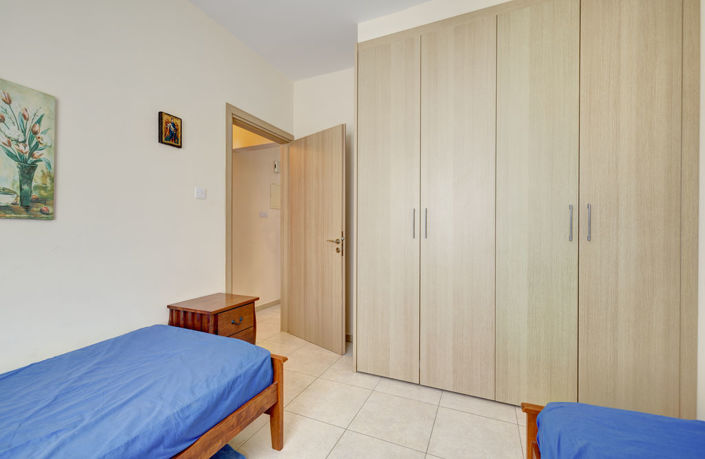Image No.10-2 Bed Apartment for sale