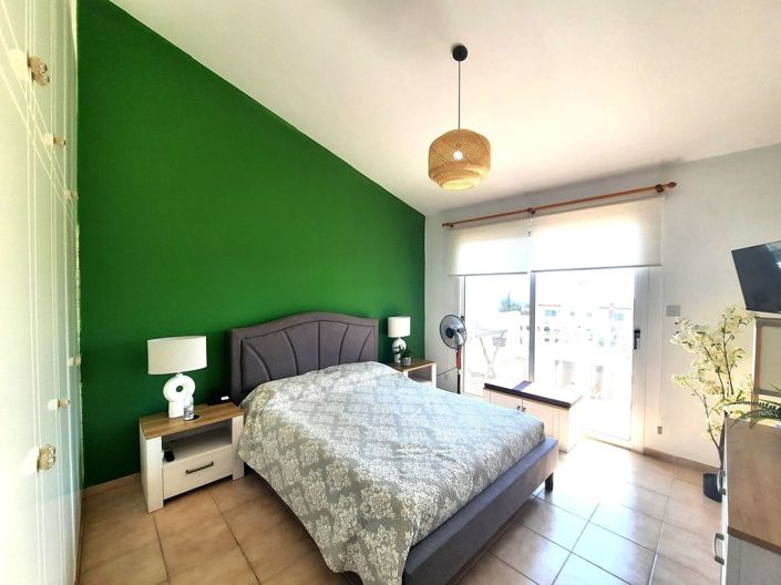 Image No.14-2 Bed Villa for sale