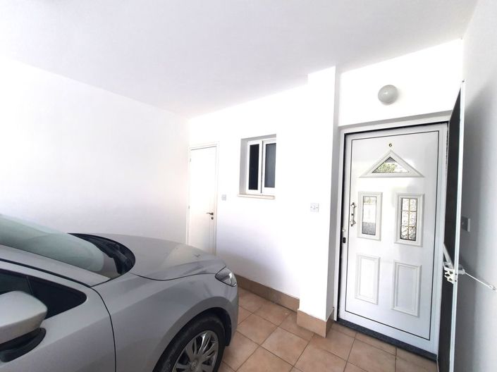 Image No.17-2 Bed Villa for sale